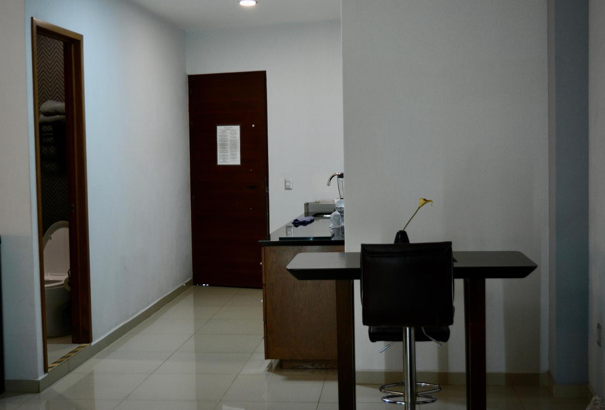 Suites La Gloria Alojamiento Independiente Tepatitlan de Morelos Bagian luar foto