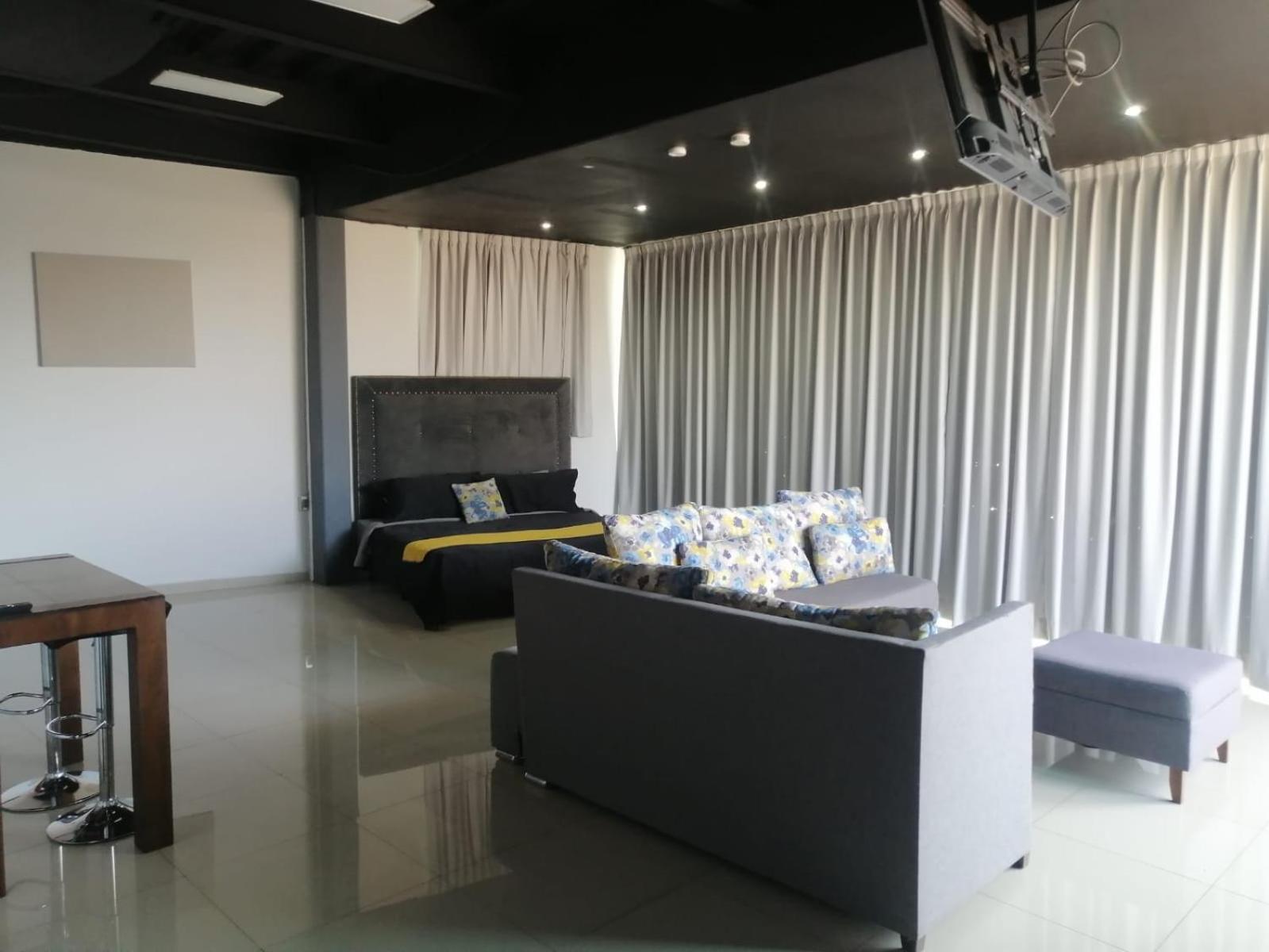 Suites La Gloria Alojamiento Independiente Tepatitlan de Morelos Bagian luar foto